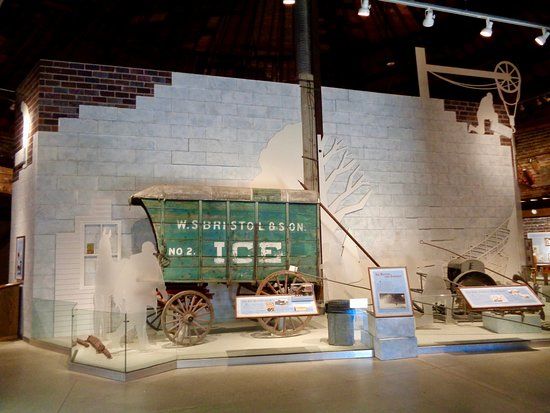 Cedar Falls Ice House