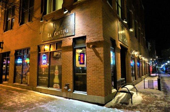 La Cantina Bar & Grill