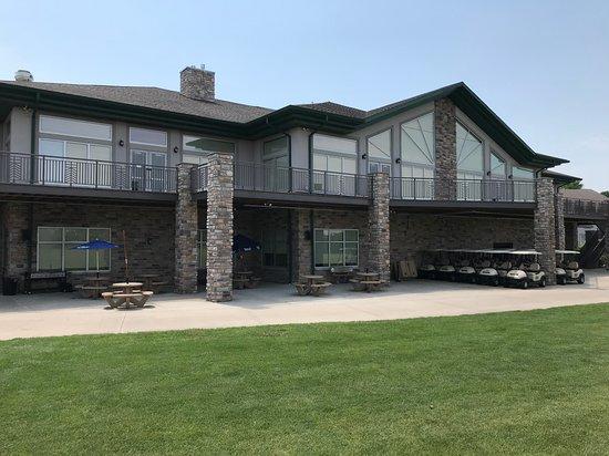 Majestic Hills Bar & Grille